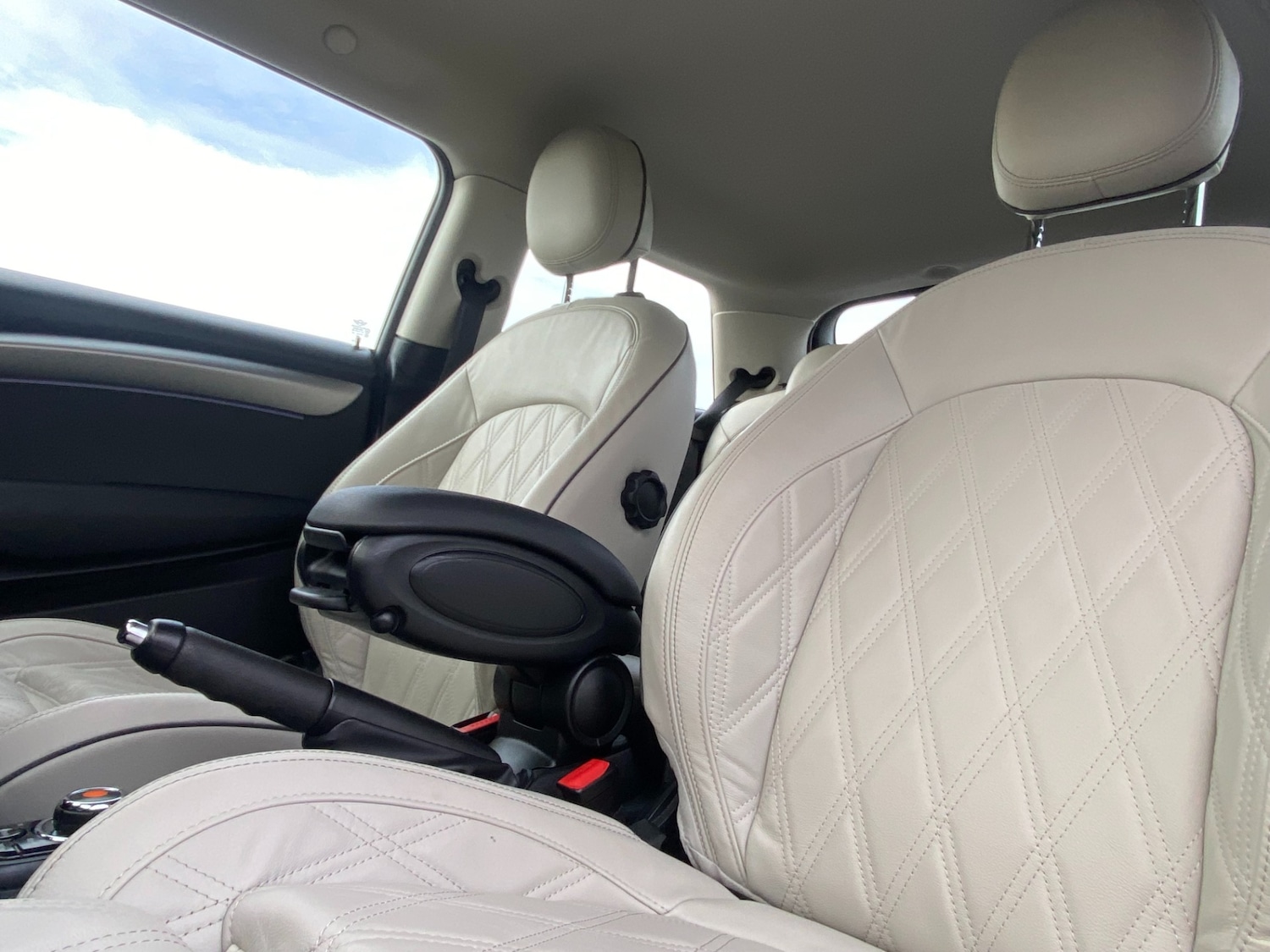 Used MINI Hatch 2020 for sale - 76963655: Photo 5