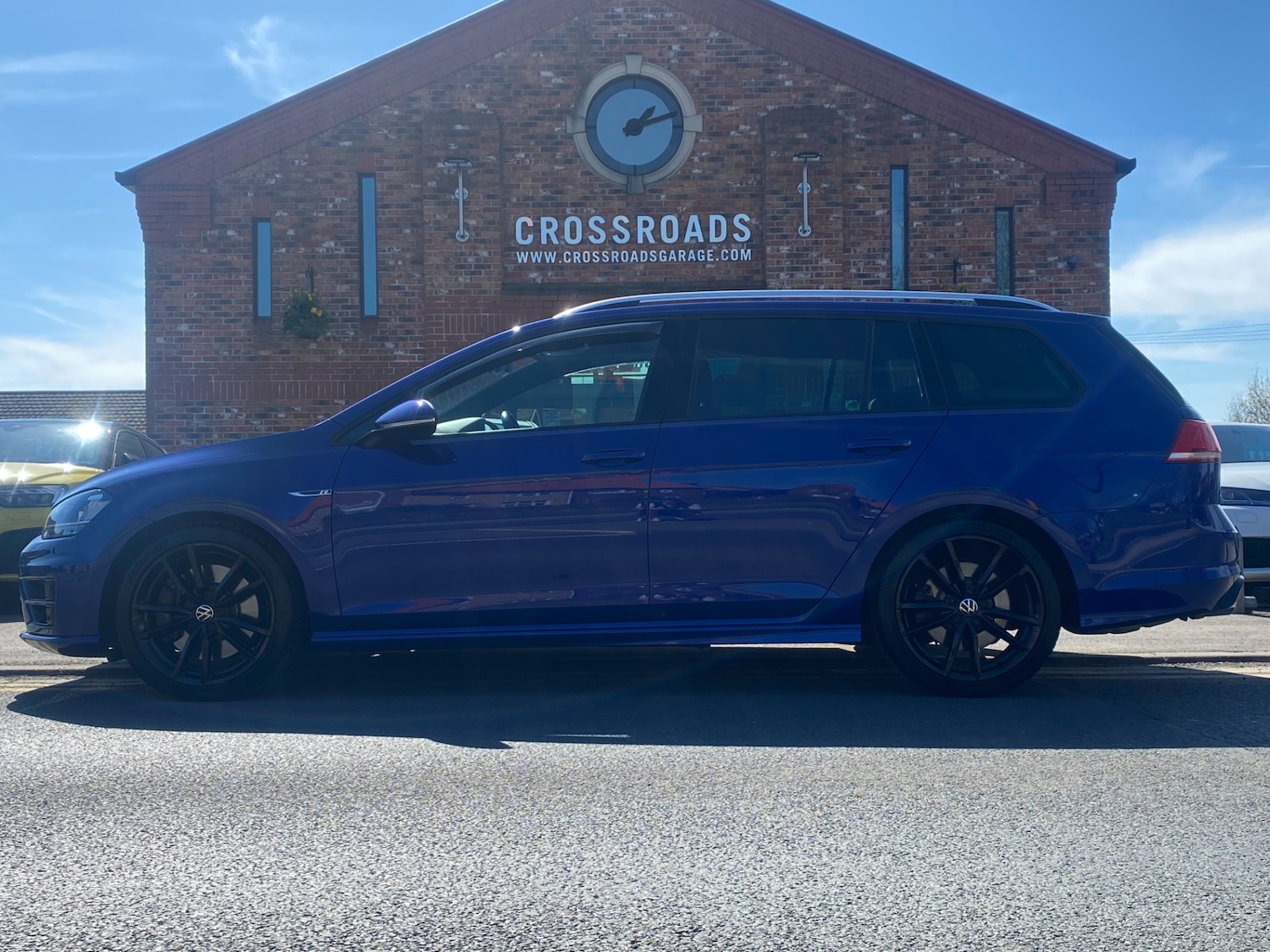 Used Volkswagen Golf 2017 for sale - 78169405: Photo 2