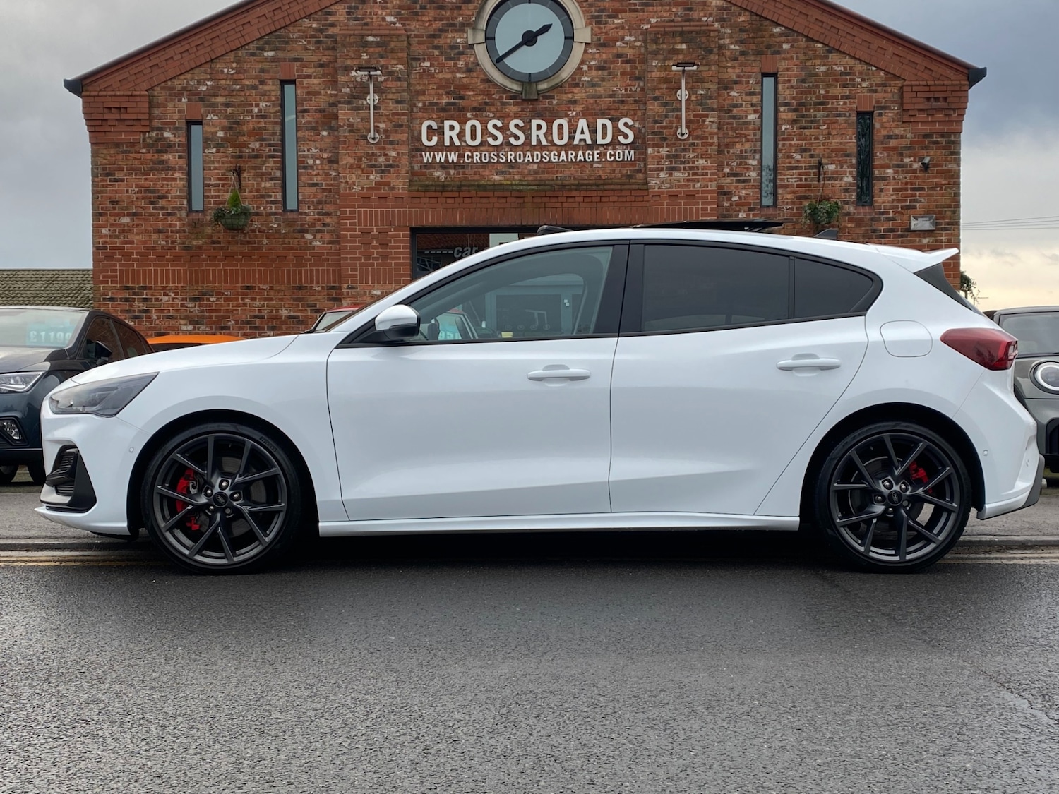 Used Ford Focus 2023 for sale - 77118828: Photo 2