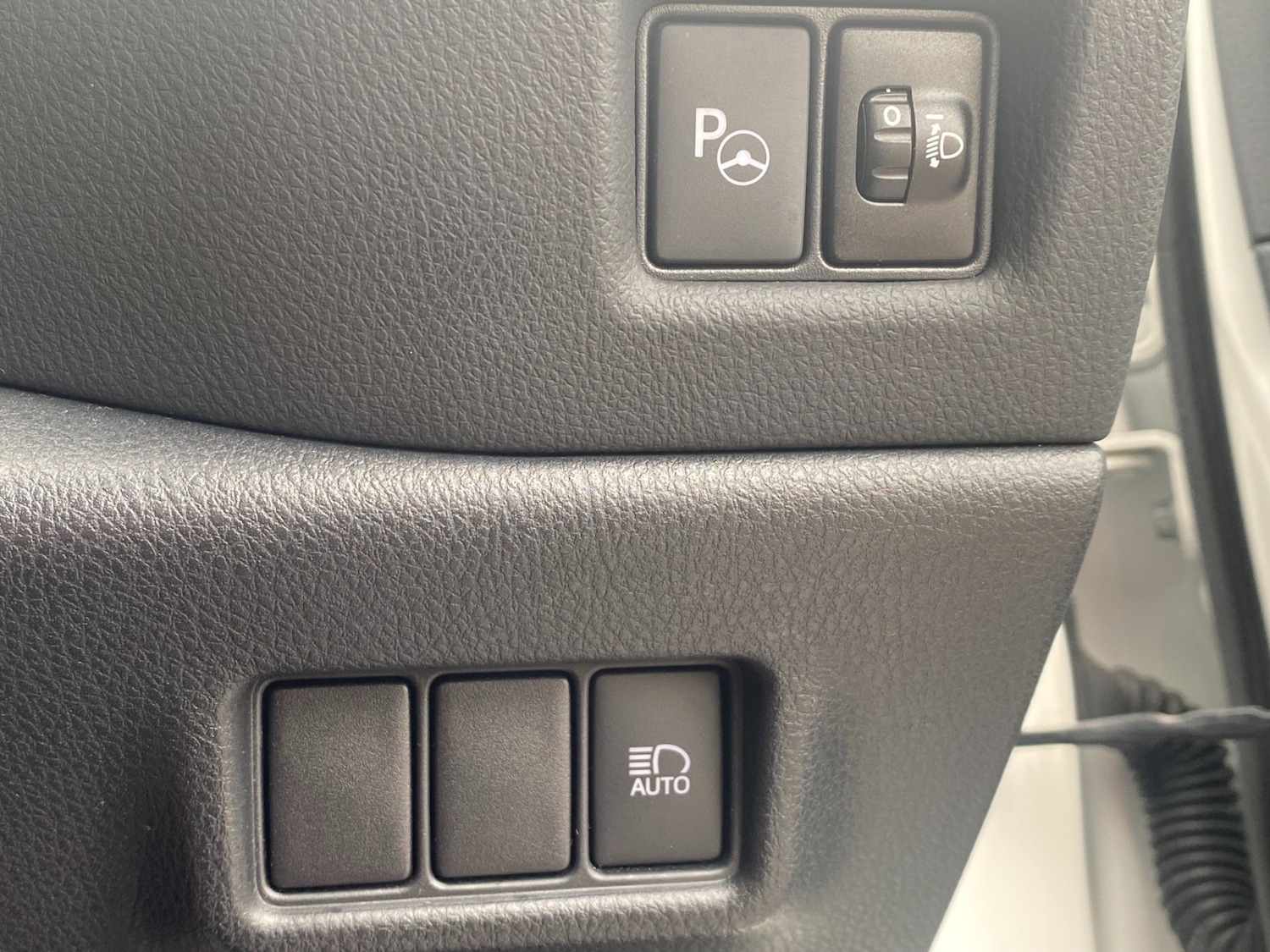 Used Toyota C-HR 2020 for sale - 78183514: Photo 39