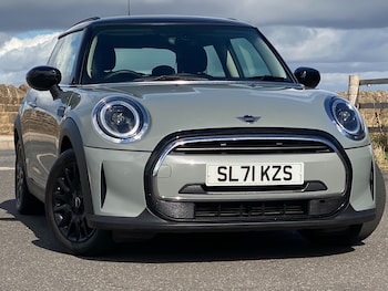2021 (71) - 1.5 Cooper Classic Auto 3dr - Apple CarPlay & Sat Nav & Cruise Control