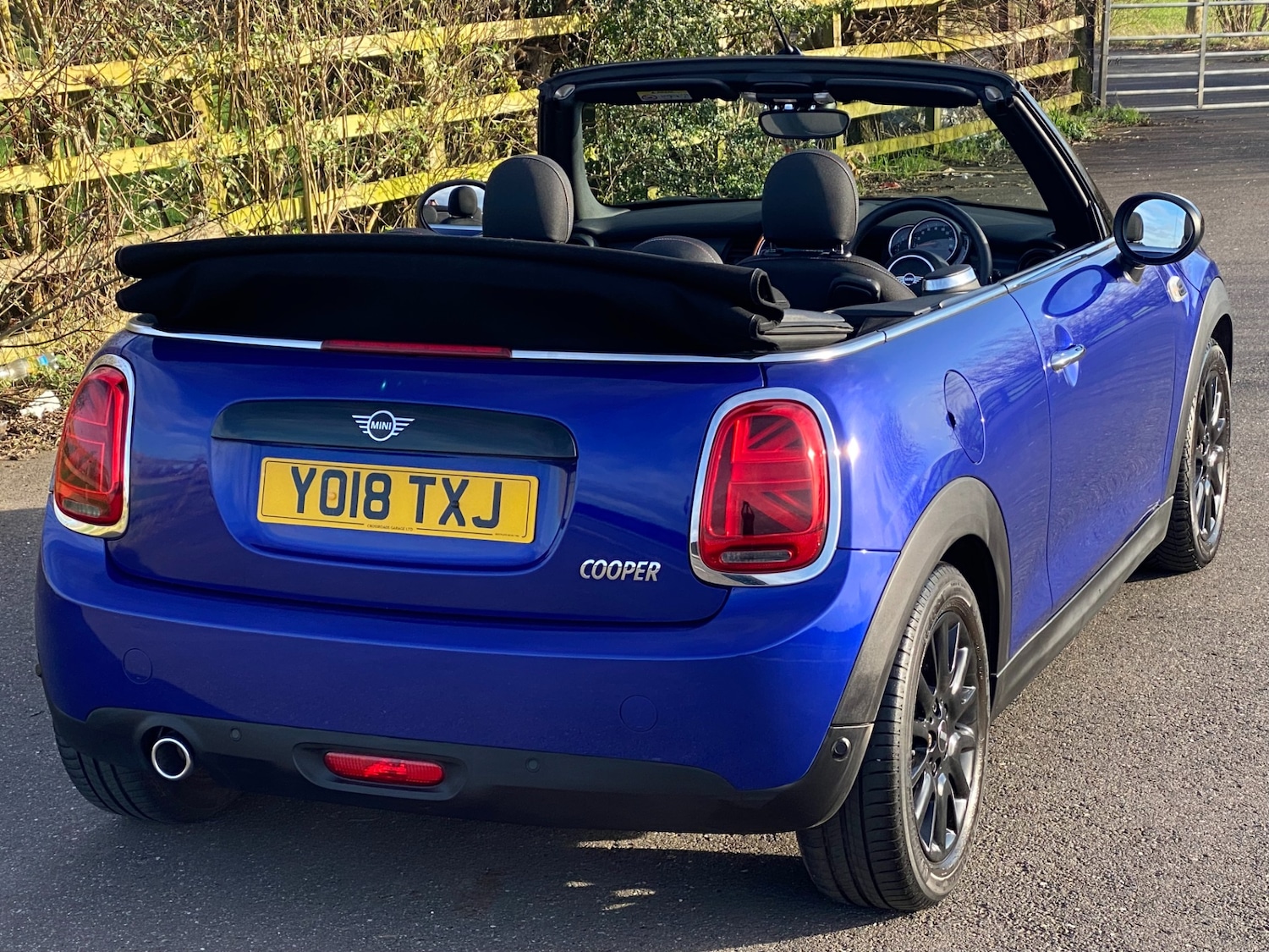 Used MINI Convertible 2018 for sale - 77721595: Photo 20