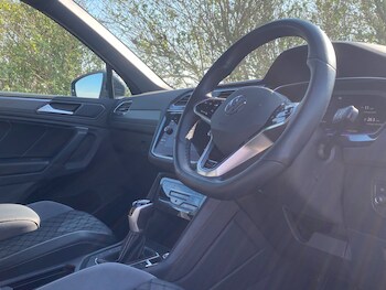 Used Volkswagen Tiguan 2023 for sale - 77954452: Photo