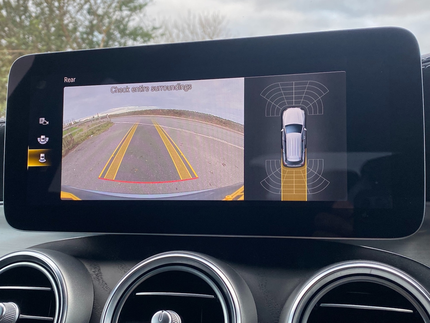 Used Mercedes-Benz GLC 2022 for sale - 76606030: Photo 12