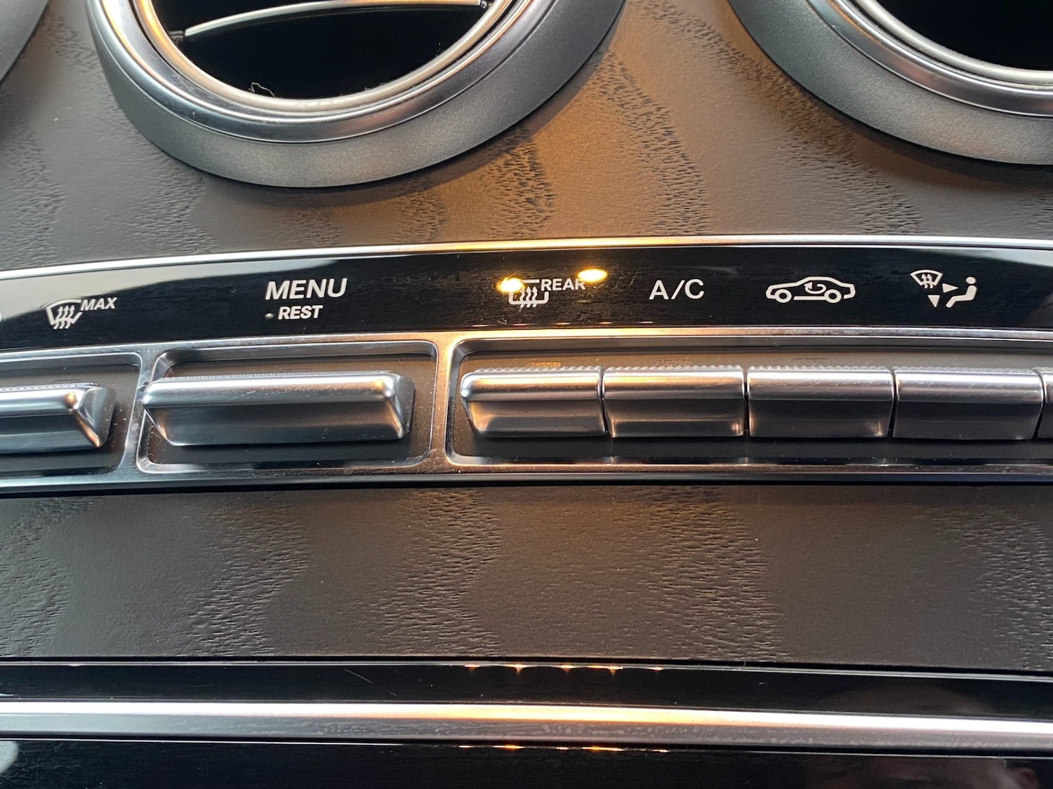 Used Mercedes-Benz GLC 2022 for sale - 76606030: Photo 33