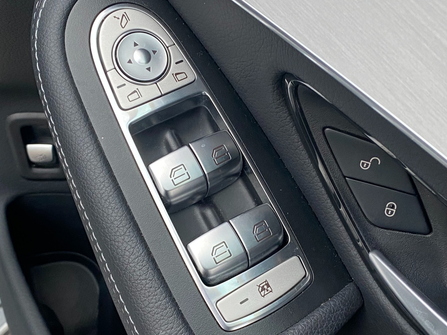 Used Mercedes-Benz GLC 2022 for sale - 76606030: Photo 49