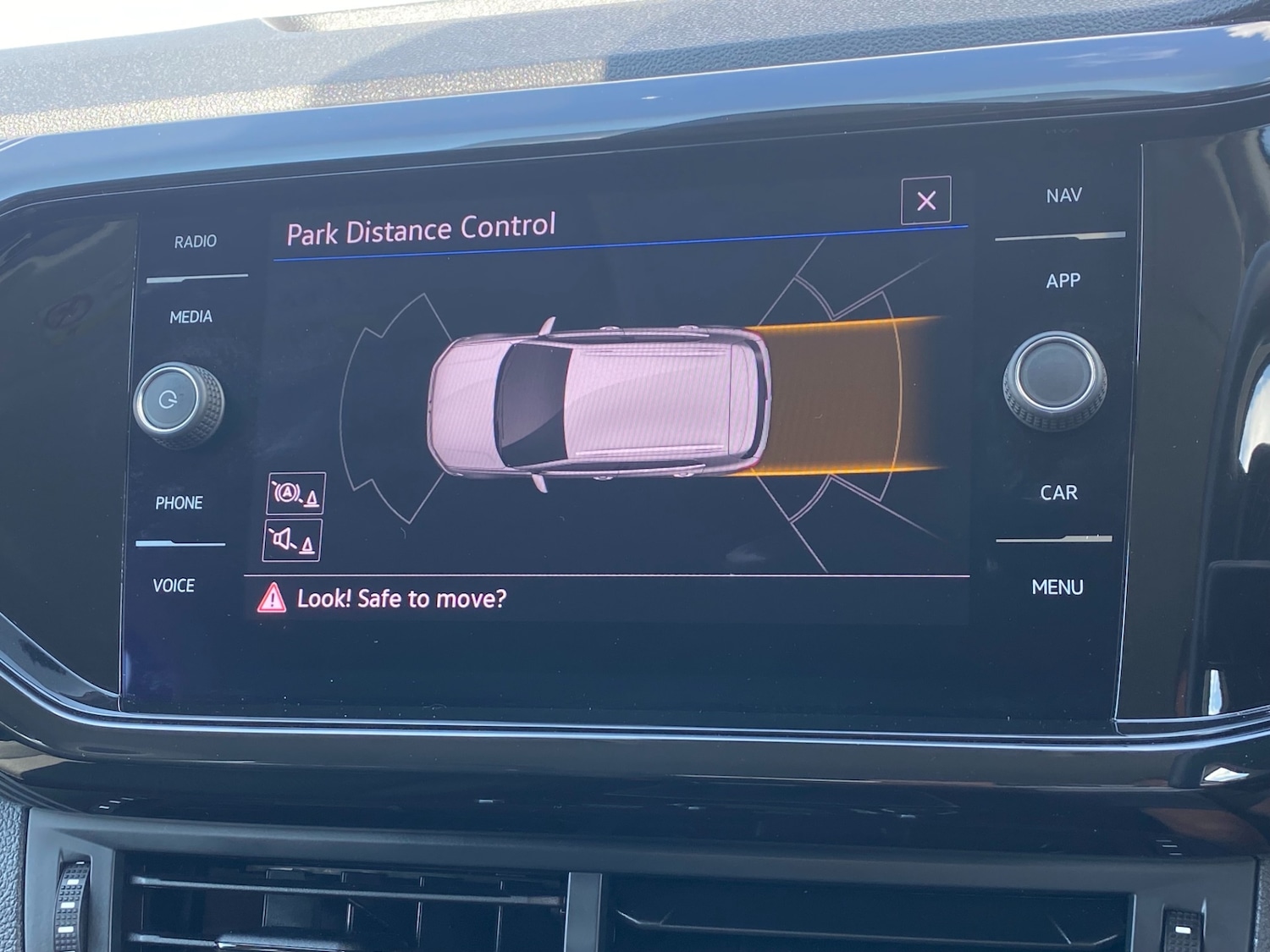 Used Volkswagen T-Cross 2022 for sale - 77395384: Photo 10