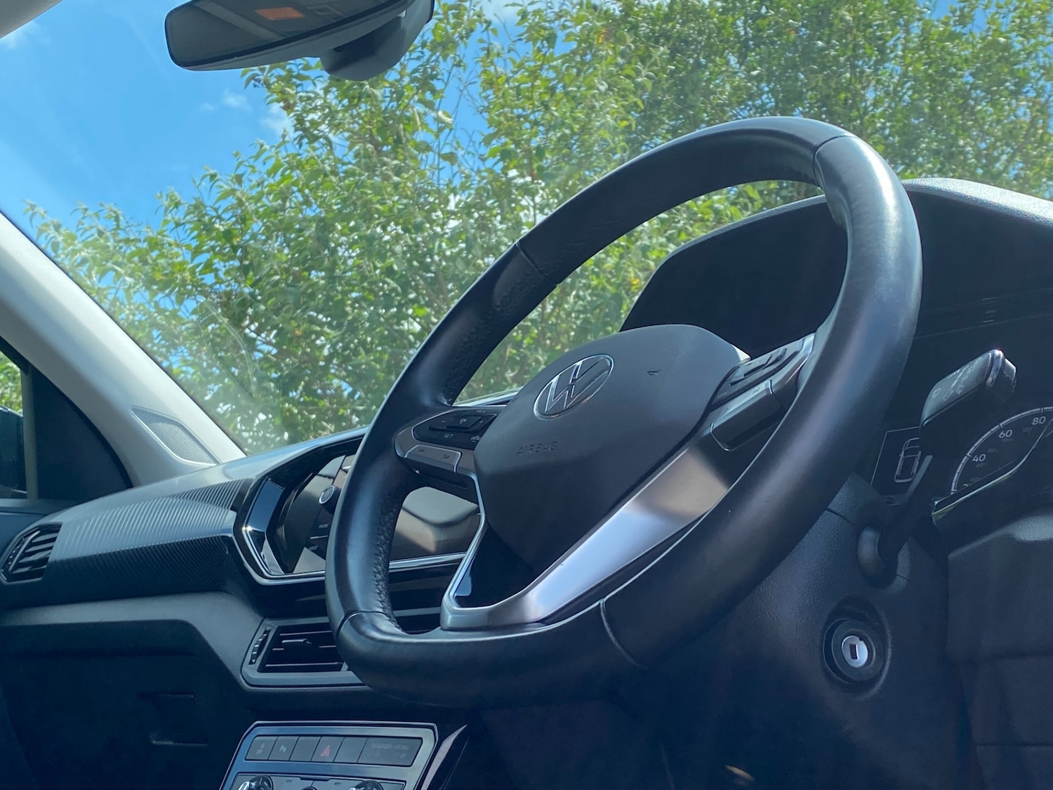 Used Volkswagen T-Cross 2022 for sale - 77395384: Photo 33