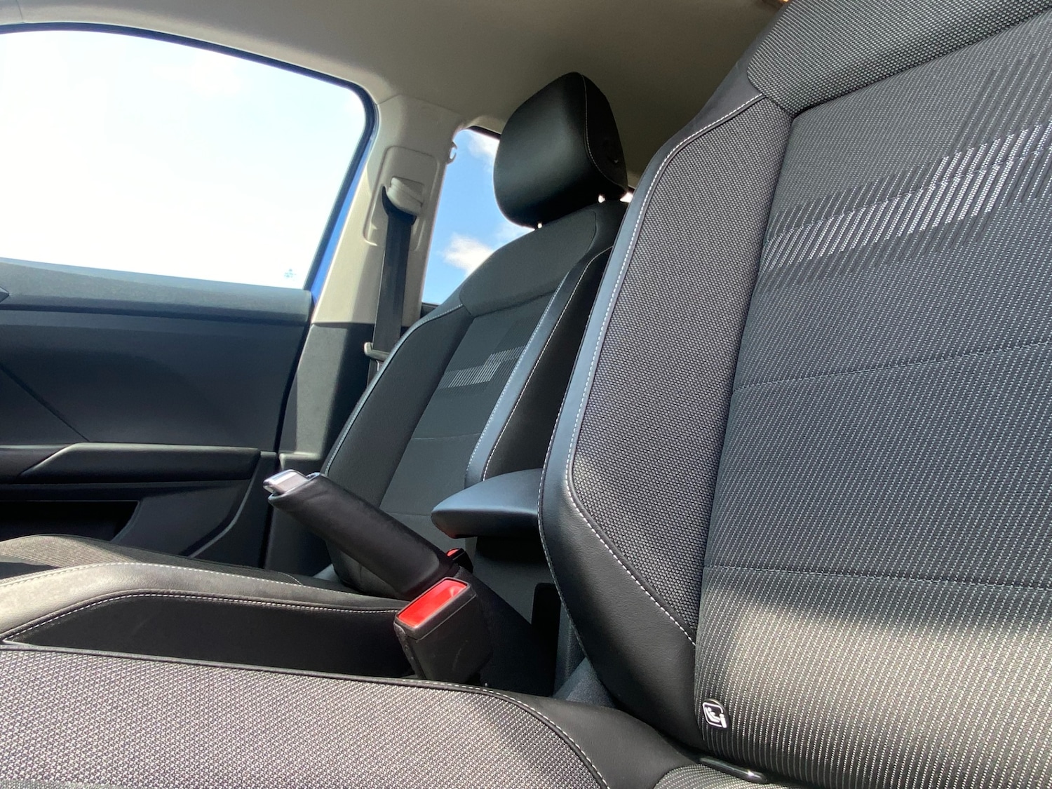 Used Volkswagen T-Cross 2022 for sale - 77395384: Photo 5