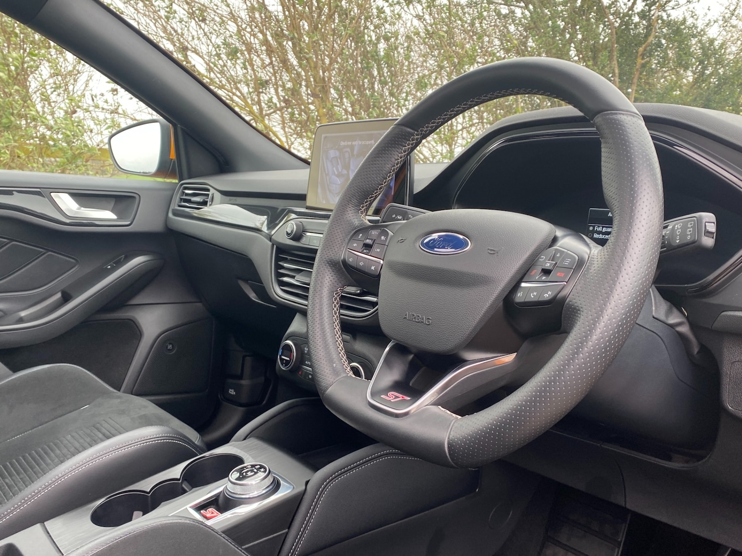 Used Ford Focus 2022 for sale - 77851850: Photo 4