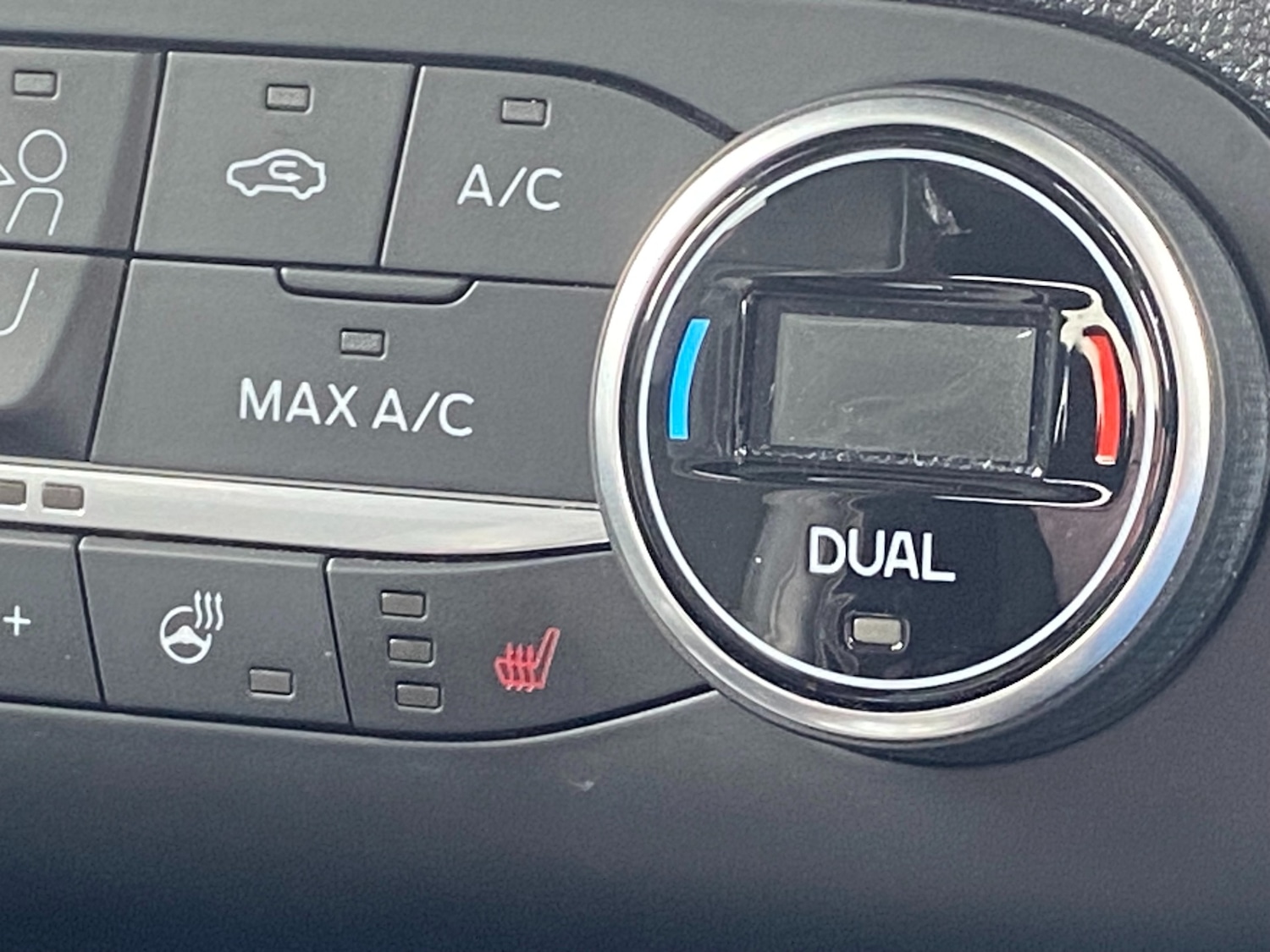 Used Ford Focus 2022 for sale - 77851850: Photo 40