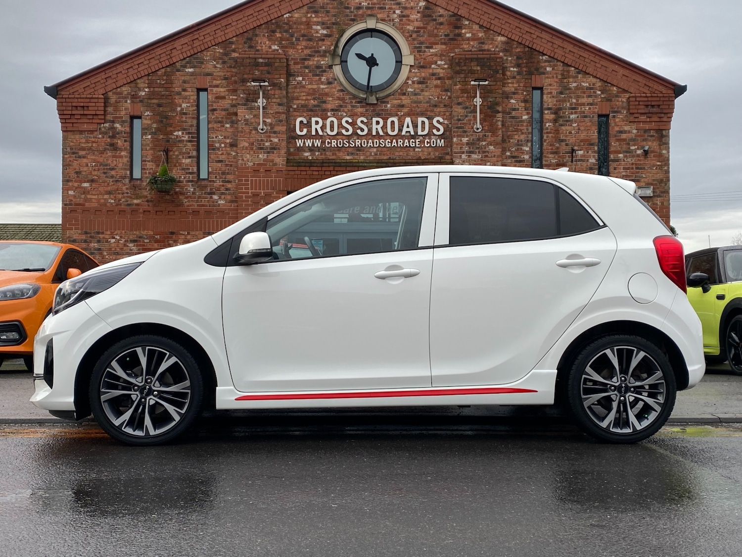 Used Kia Picanto 2023 for sale - 76963601: Photo 2