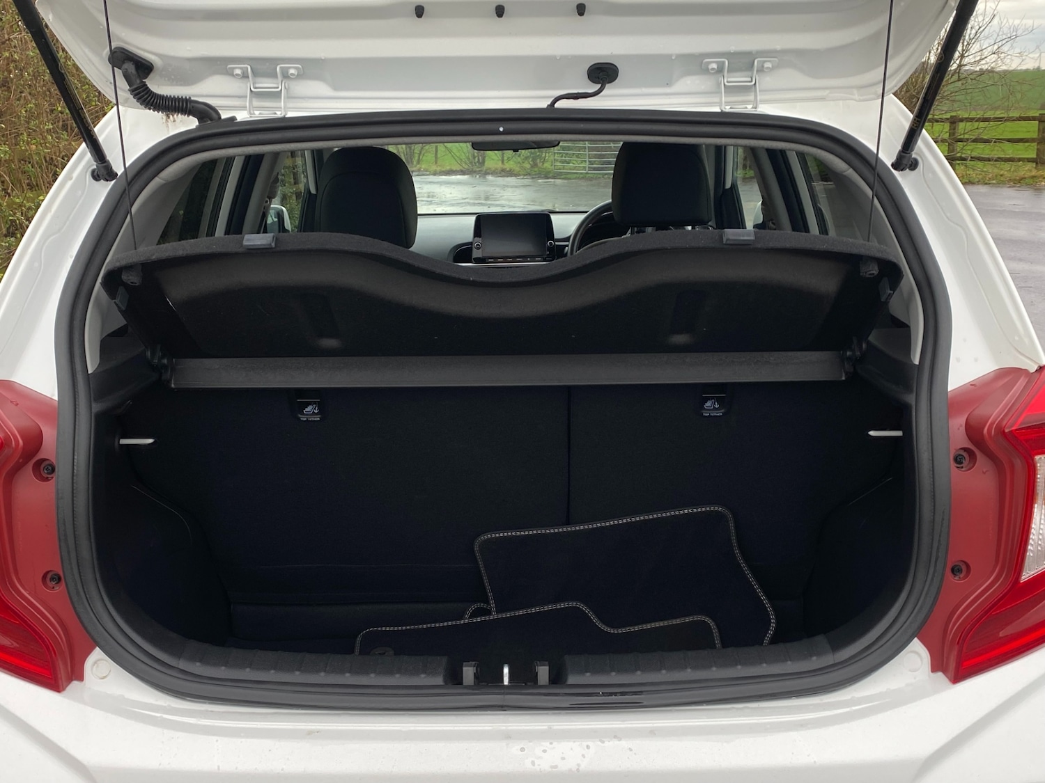 Used Kia Picanto 2023 for sale - 76963601: Photo 40