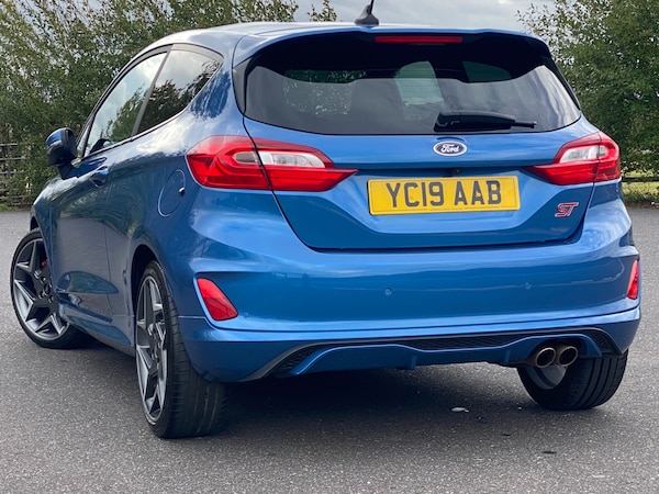 Used Ford Fiesta 2019 for sale - 76198742: Photo 3