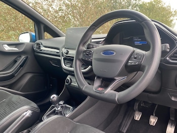 Used Ford Fiesta 2019 for sale - 76198742: Photo 4