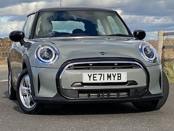 2021 (71) - 1.5 Cooper Classic 3dr - Virtual Cockpit & Apple CarPlay & Heated Seats