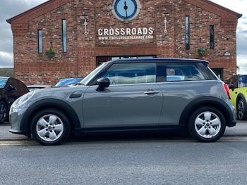 Used MINI Hatch 2021 for sale - 76376977: Photo