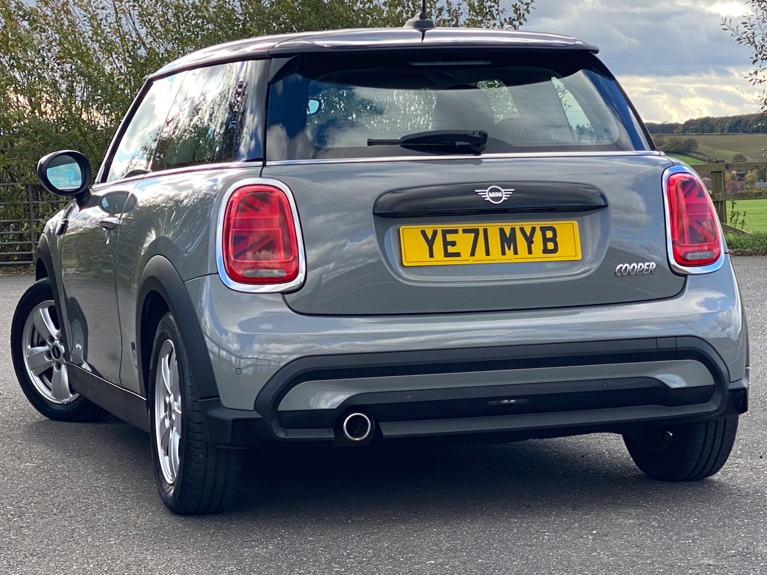Used MINI Hatch 2021 for sale - 76376977: Photo 3