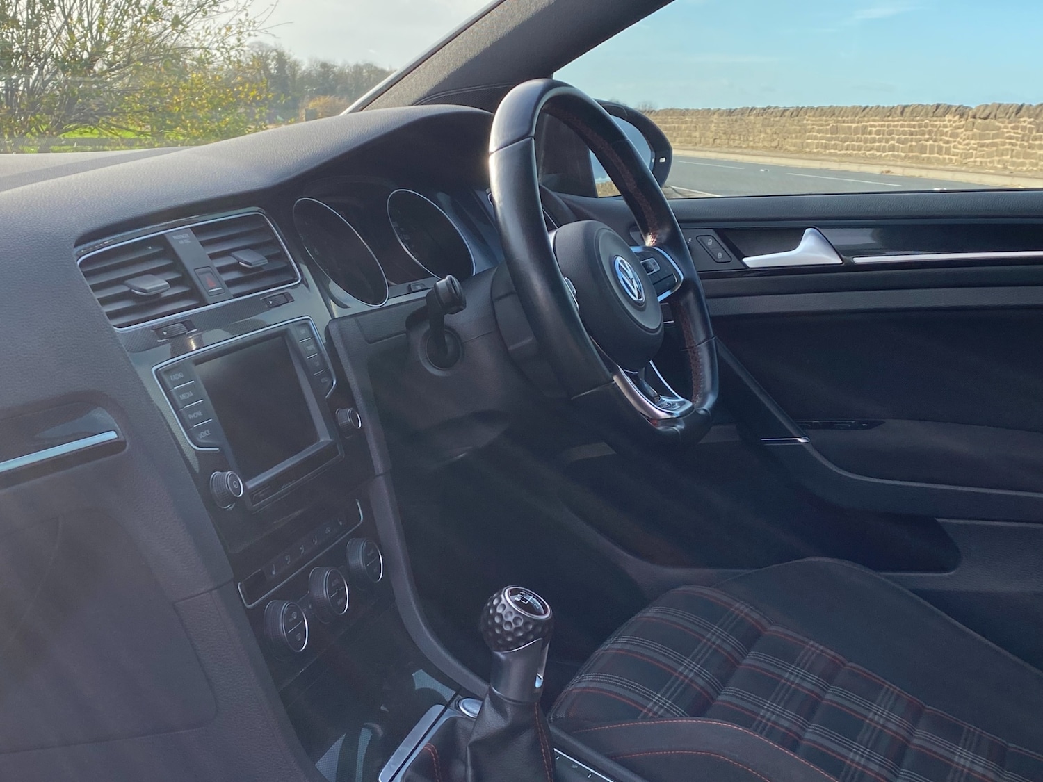 Used Volkswagen Golf 2016 for sale - 76837479: Photo 19