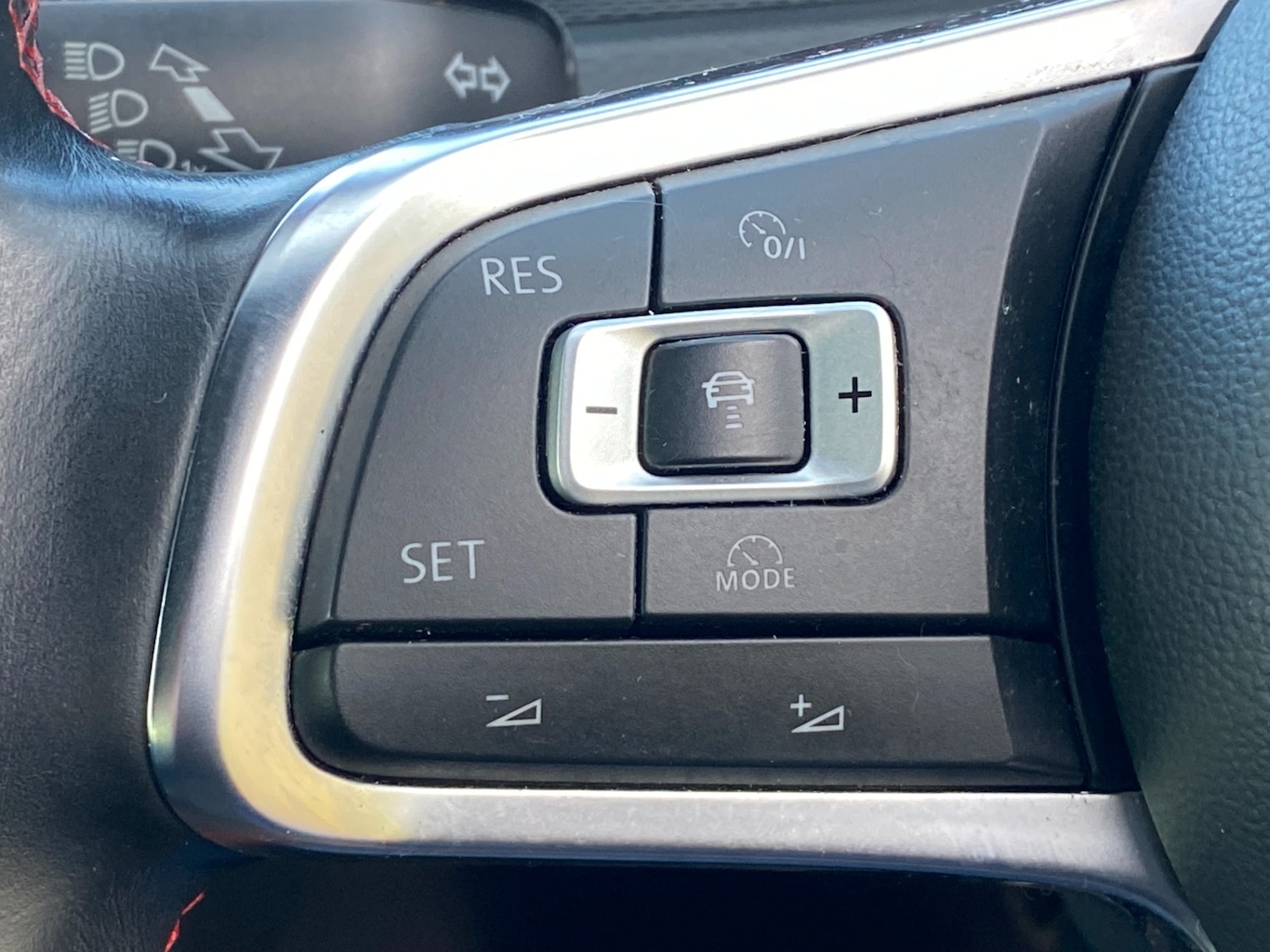 Used Volkswagen Golf 2016 for sale - 76837479: Photo 24