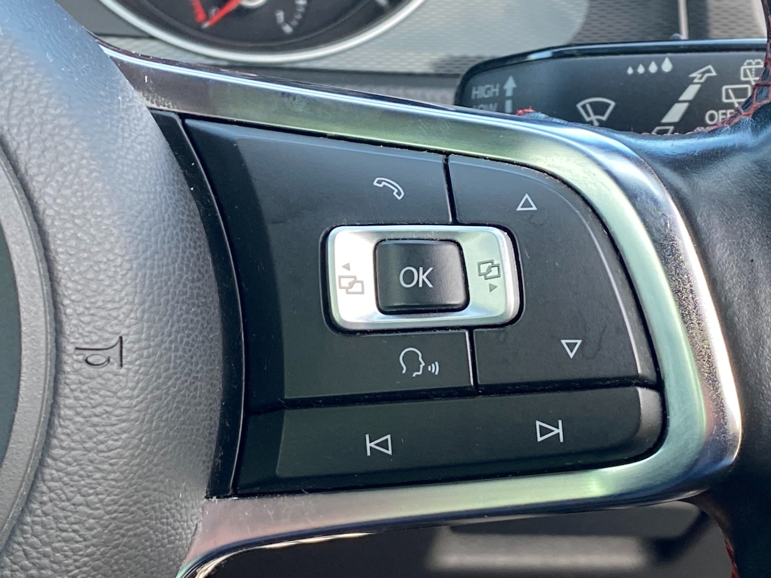 Used Volkswagen Golf 2016 for sale - 76837479: Photo 25