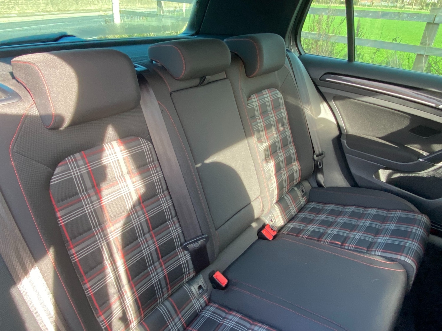 Used Volkswagen Golf 2016 for sale - 76837479: Photo 36