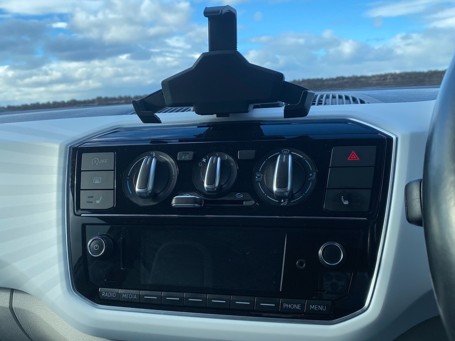 Used Volkswagen up! 2018 for sale - 77881427: Photo 11