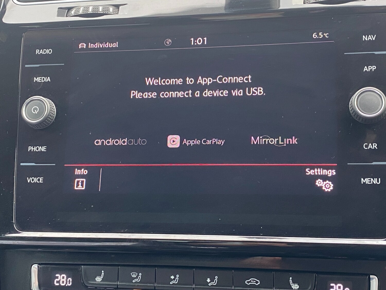 Used Volkswagen Golf 2018 for sale - 76596602: Photo 24