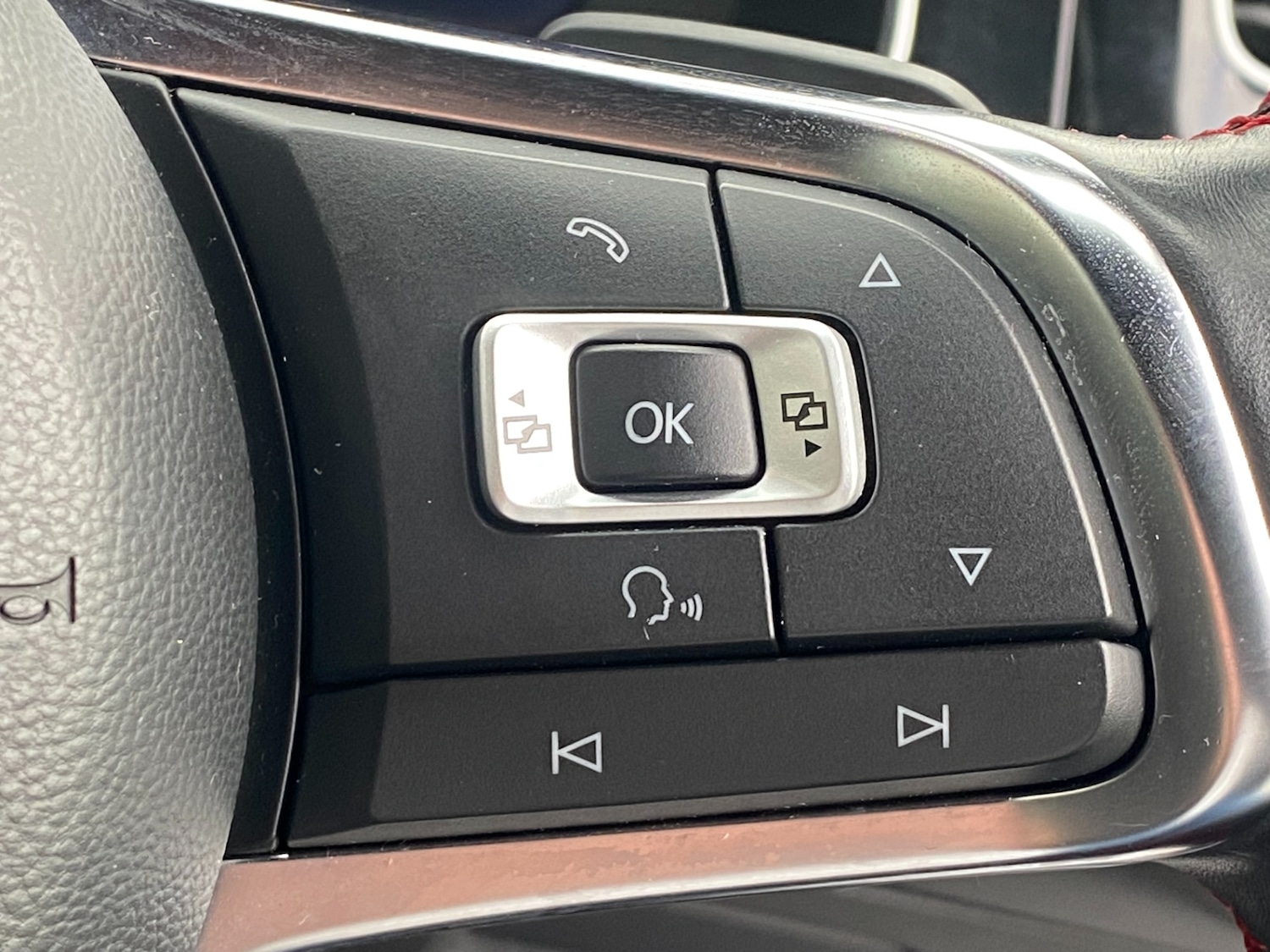 Used Volkswagen Golf 2018 for sale - 76596602: Photo 29