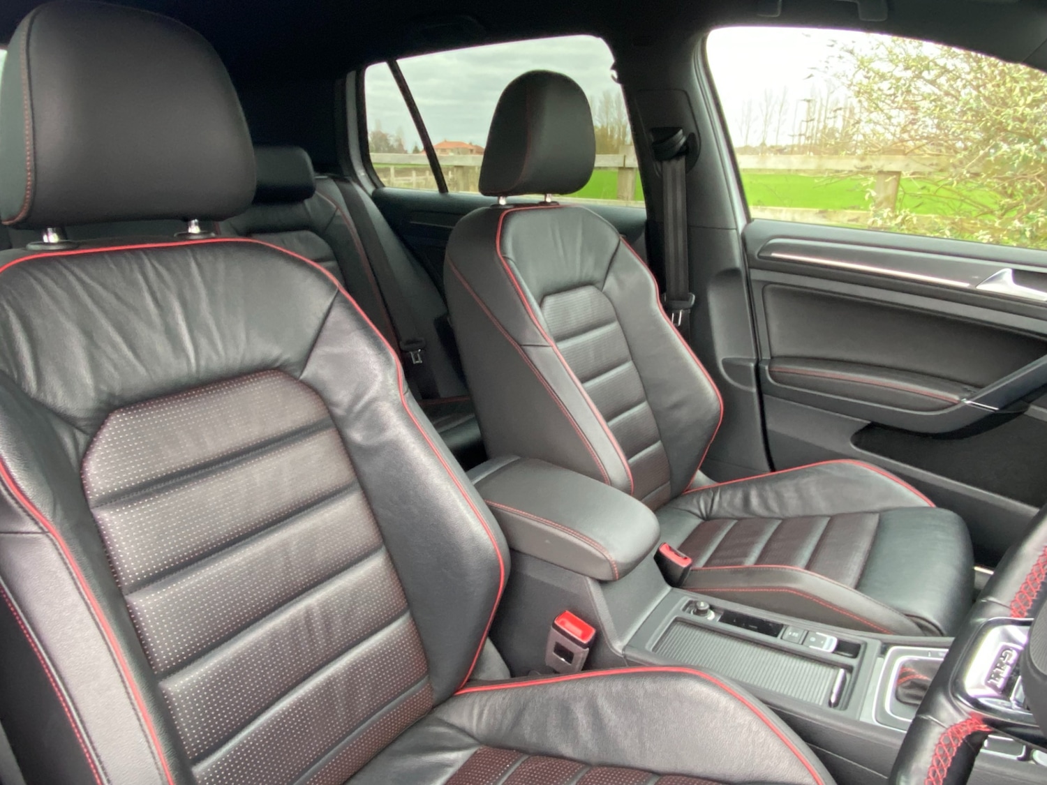 Used Volkswagen Golf 2018 for sale - 76596602: Photo 41