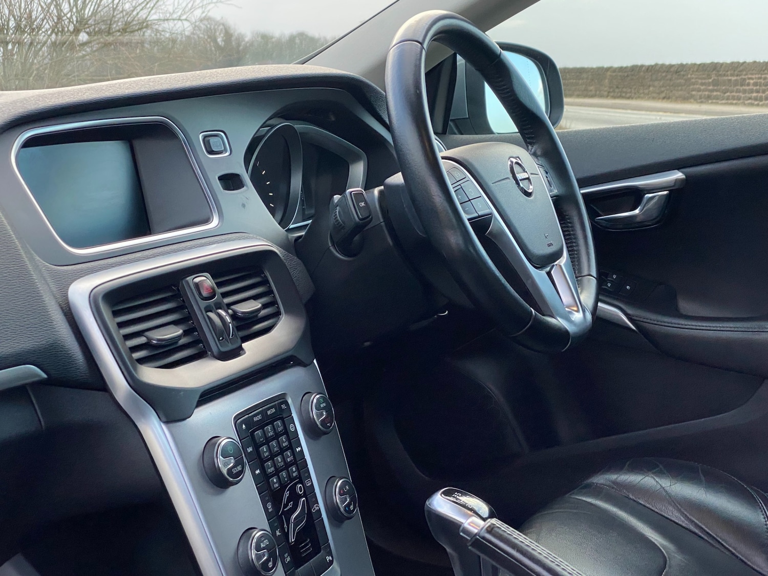 Used Volvo V40 2018 for sale - 76864151: Photo 20