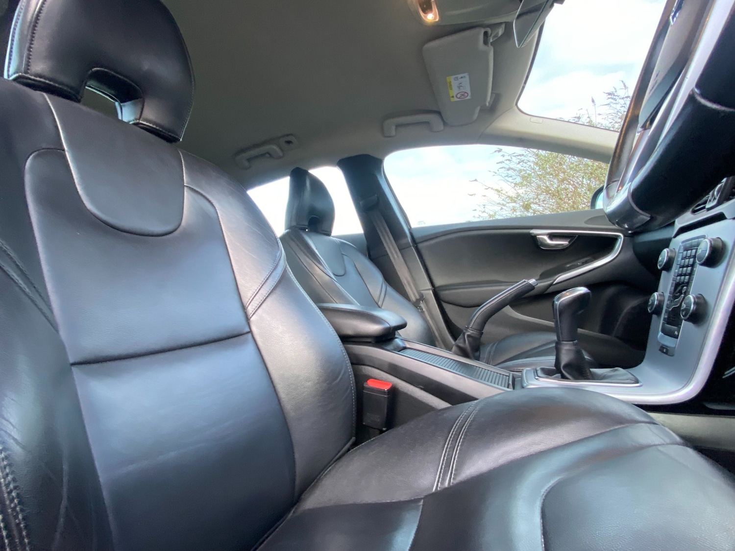 Used Volvo V40 2018 for sale - 76864151: Photo 22