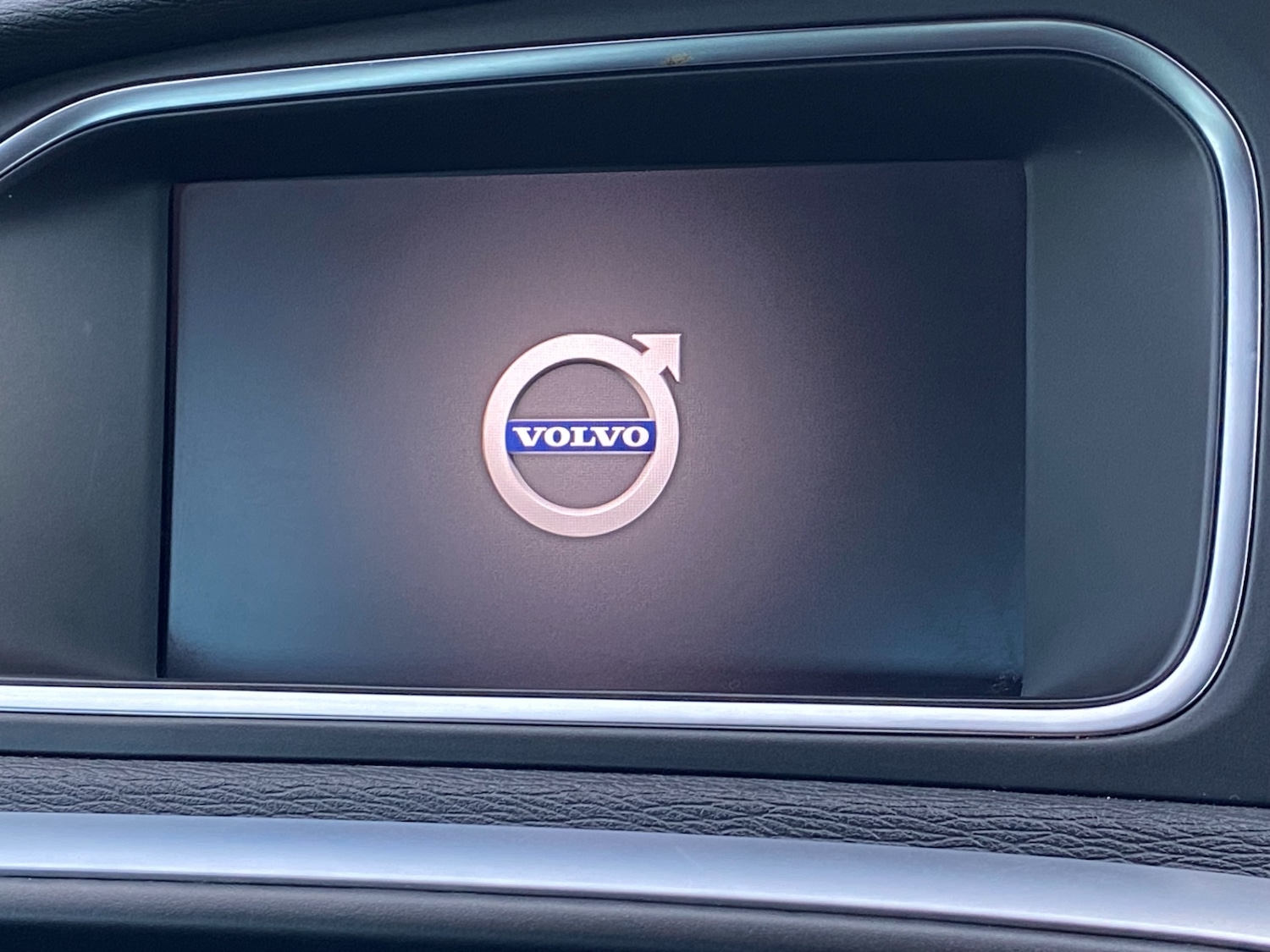 Used Volvo V40 2018 for sale - 76864151: Photo 36