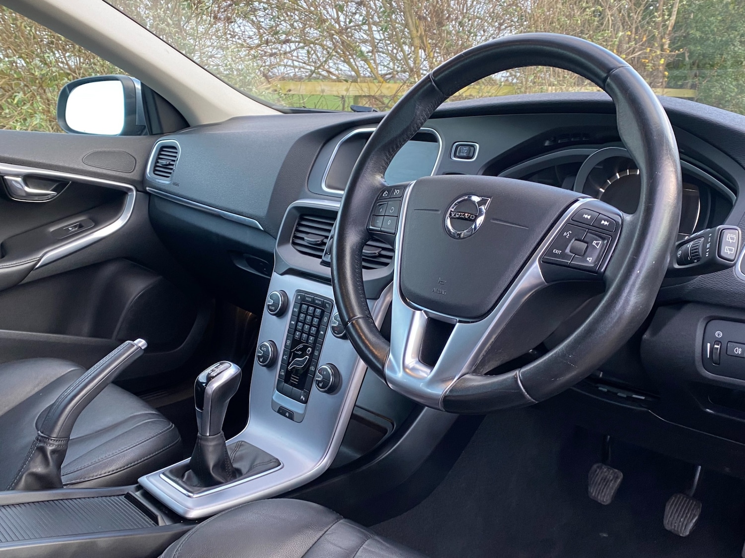 Used Volvo V40 2018 for sale - 76864151: Photo 4