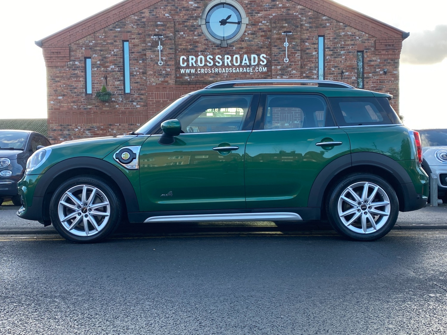 Used MINI Countryman 2019 for sale - 76699771: Photo 2
