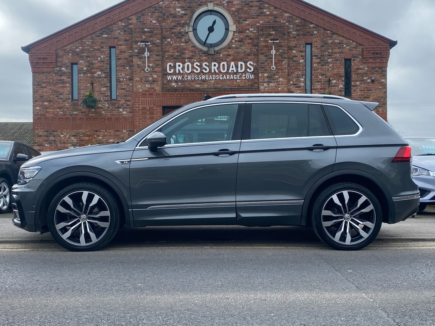 Used Volkswagen Tiguan 2019 for sale - 77793026: Photo 2