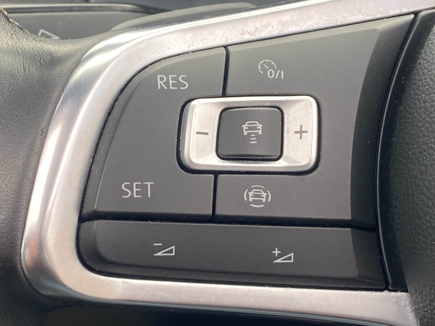 Used Volkswagen Tiguan 2019 for sale - 77793026: Photo 31