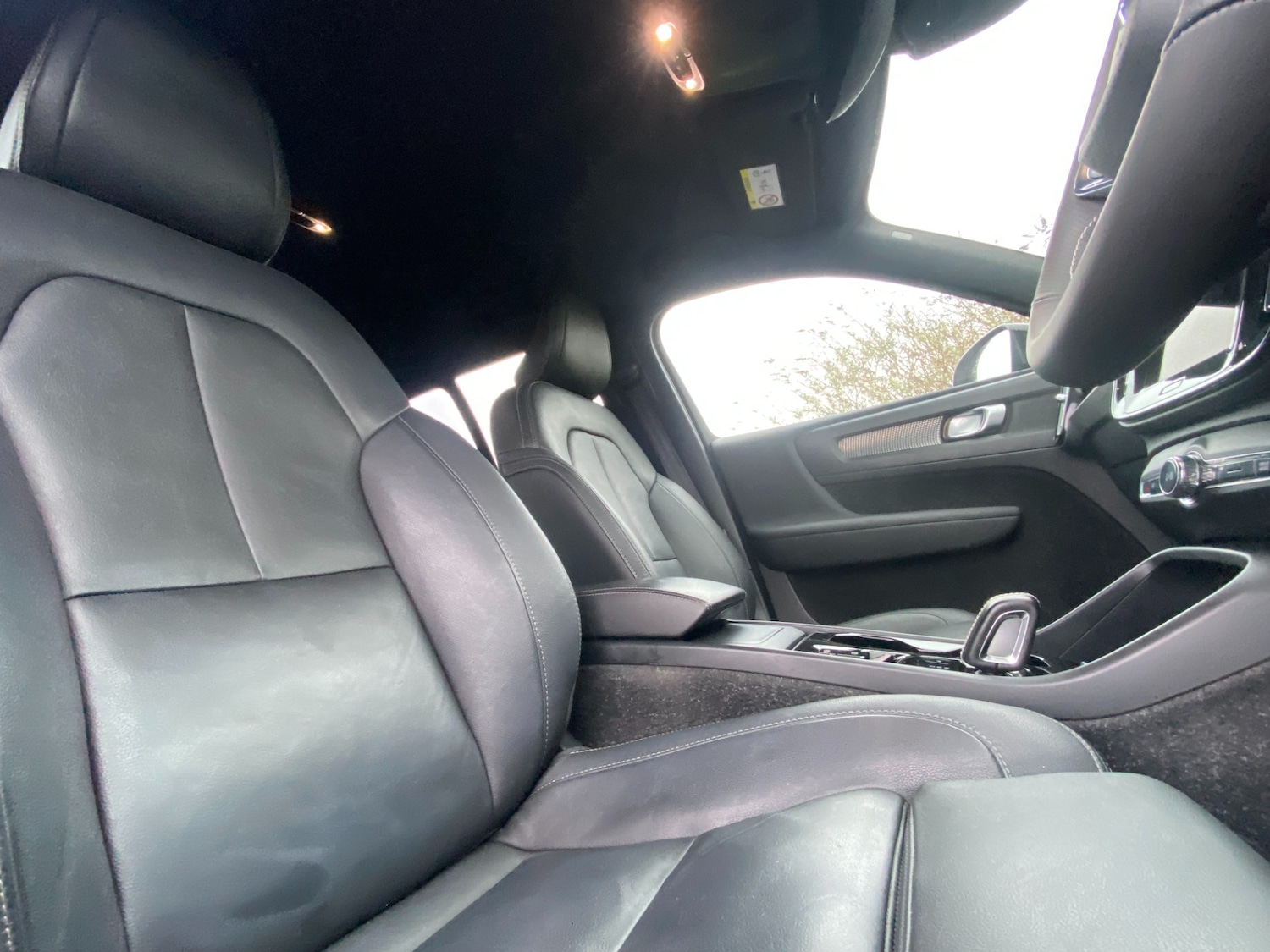 Used Volvo XC40 2020 for sale - 77304822: Photo 23