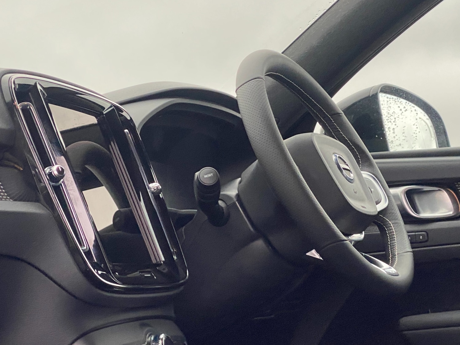 Used Volvo XC40 2020 for sale - 77304822: Photo 40