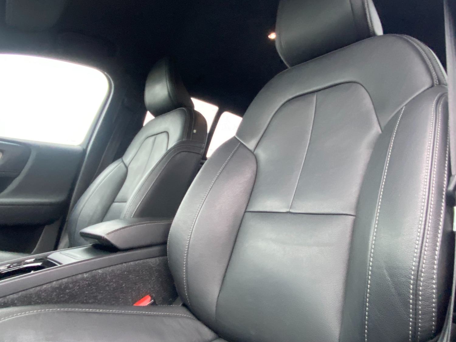 Used Volvo XC40 2020 for sale - 77304822: Photo 5