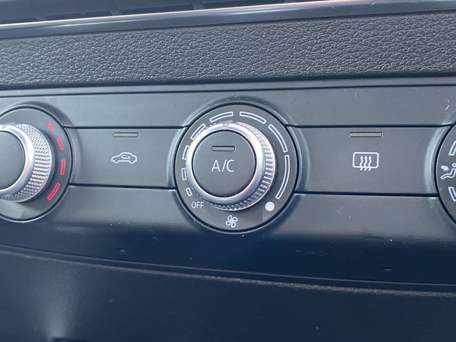 Used Audi Q2 2020 for sale - 77632659: Photo 40