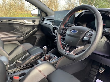 Used Ford Focus 2023 for sale - 77595823: Photo