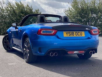 Used Abarth 124 Spider 2018 for sale - 75925685: Photo