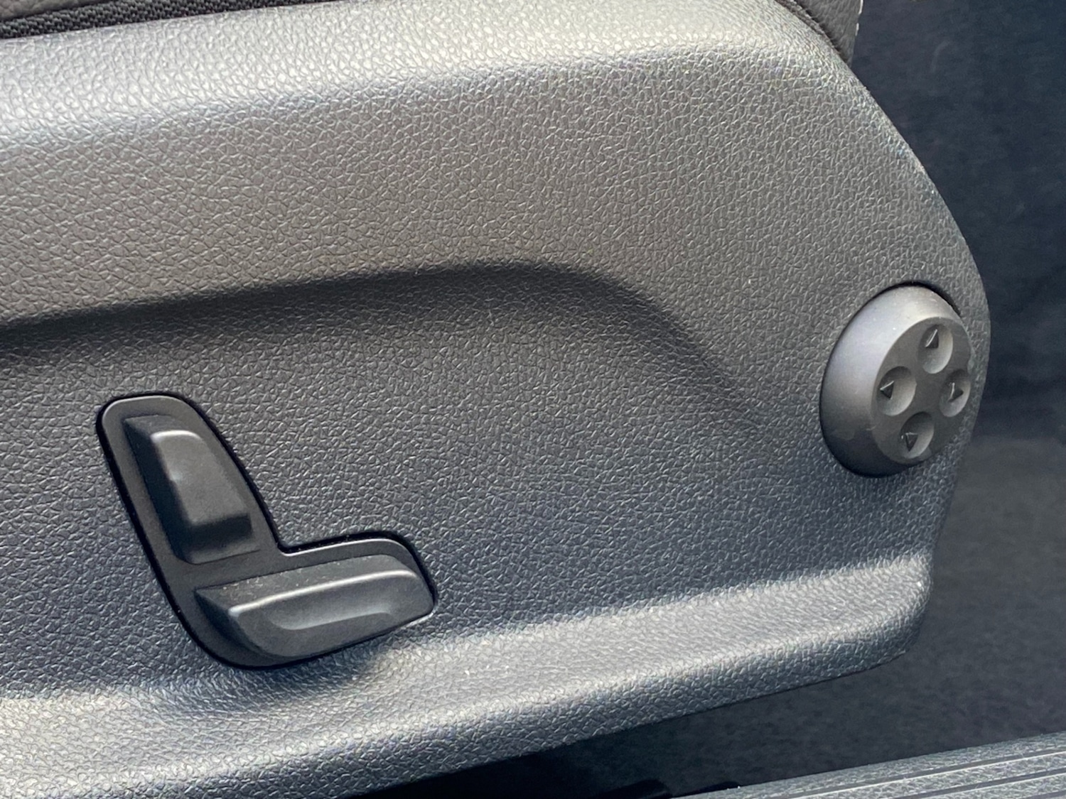 Used Mercedes-Benz C Class 2016 for sale - 76407787: Photo 14