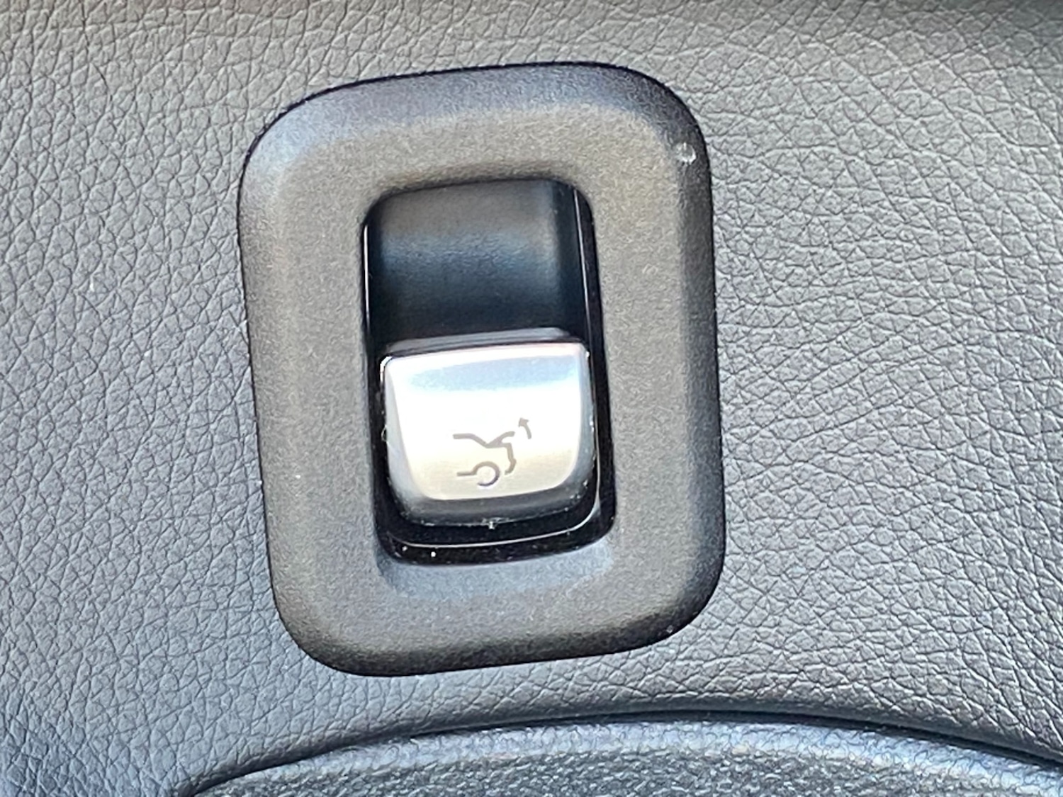 Used Mercedes-Benz C Class 2016 for sale - 76407787: Photo 39