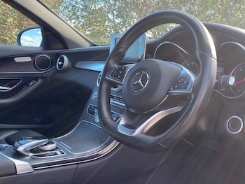 Used Mercedes-Benz C Class 2016 for sale - 76407787: Photo