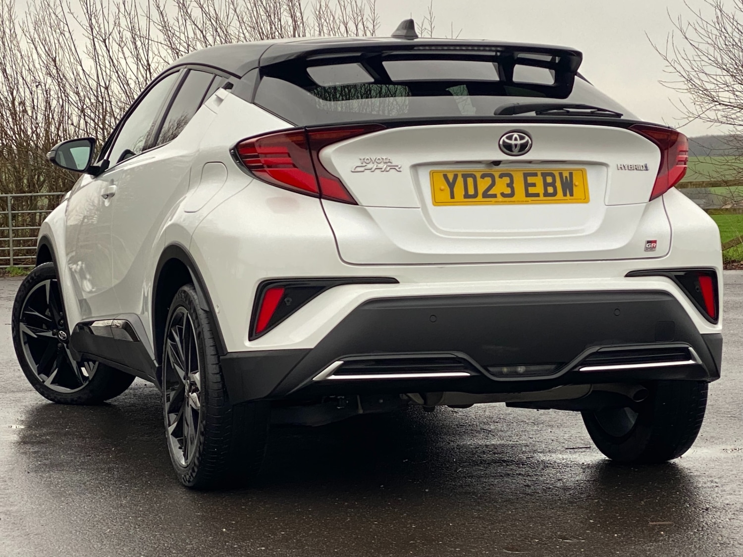 Used Toyota C-HR 2023 for sale - 76987124: Photo 3