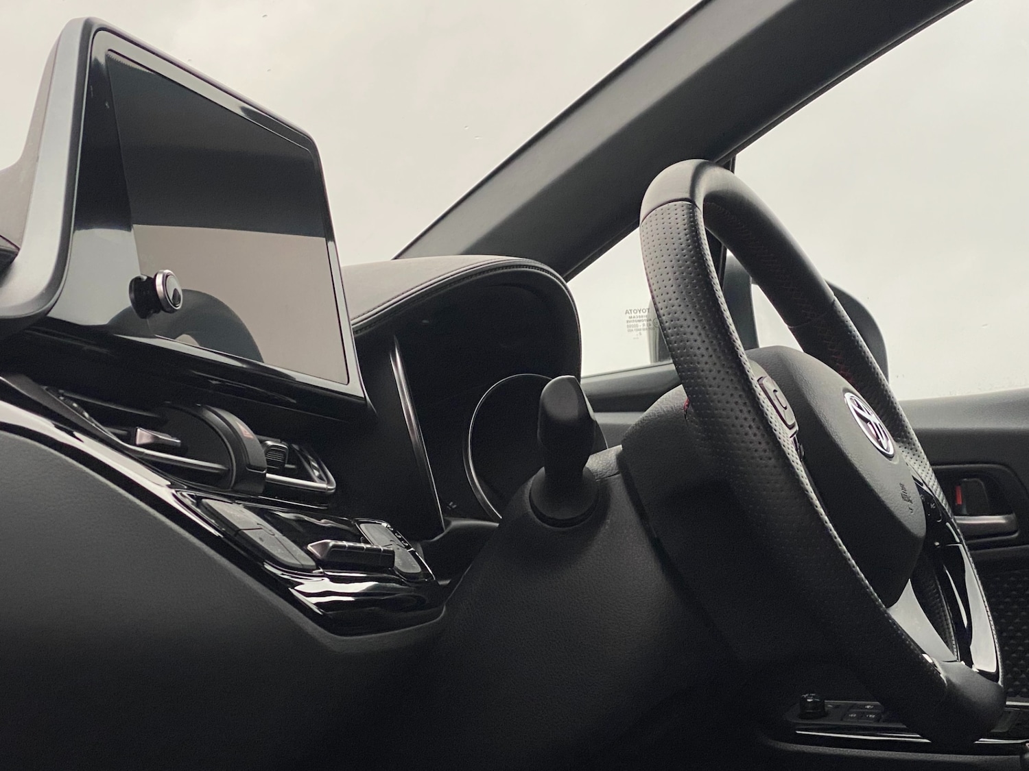 Used Toyota C-HR 2023 for sale - 76987124: Photo 37