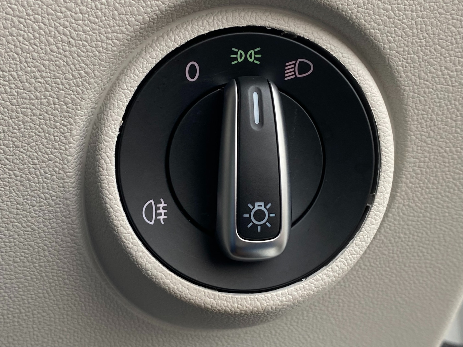 Used Volkswagen up! 2019 for sale - 77073426: Photo 23