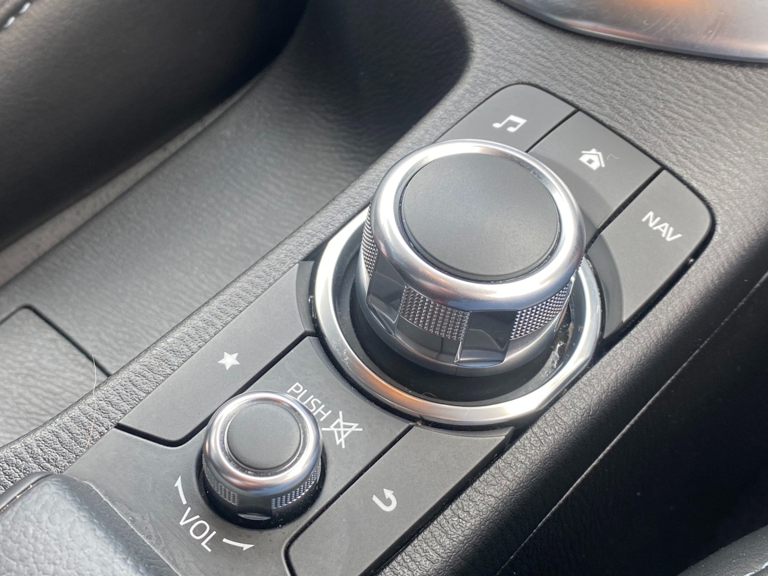 Used Mazda Mazda2 2021 for sale - 76770290: Photo 12